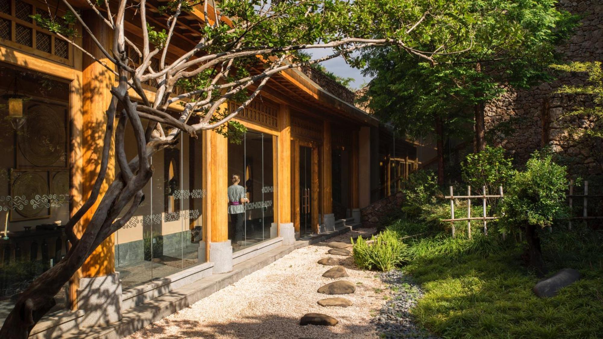 Intercontinental Lijiang Ancient Town Resort By Ihg Luaran gambar